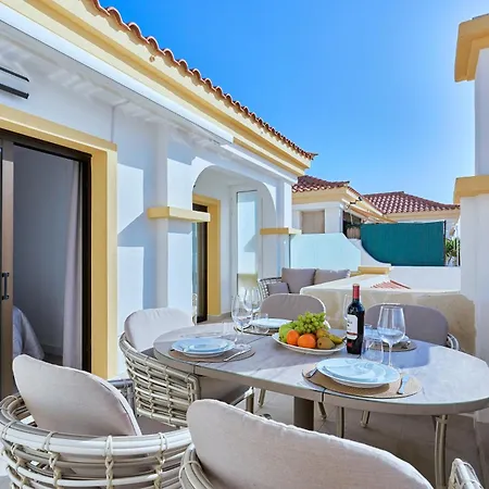 Windsor Ocean Pearl Apartment *